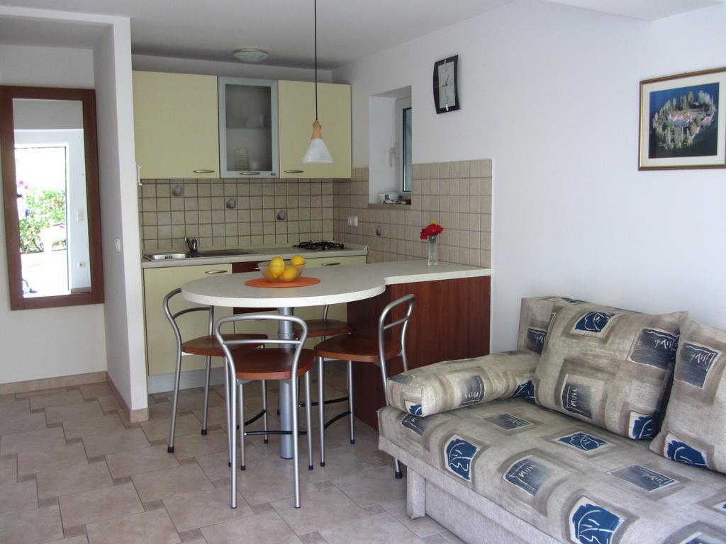 Villa Hela Lumbarda Pokój zdjęcie