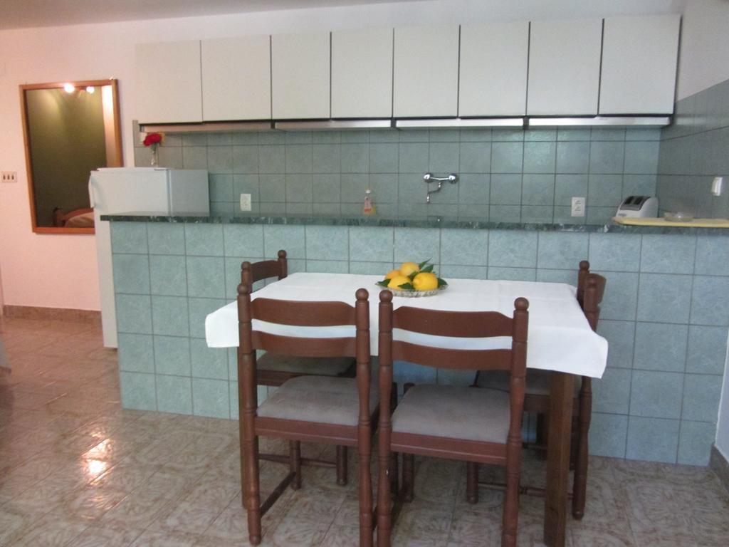 Villa Hela Lumbarda Pokój zdjęcie