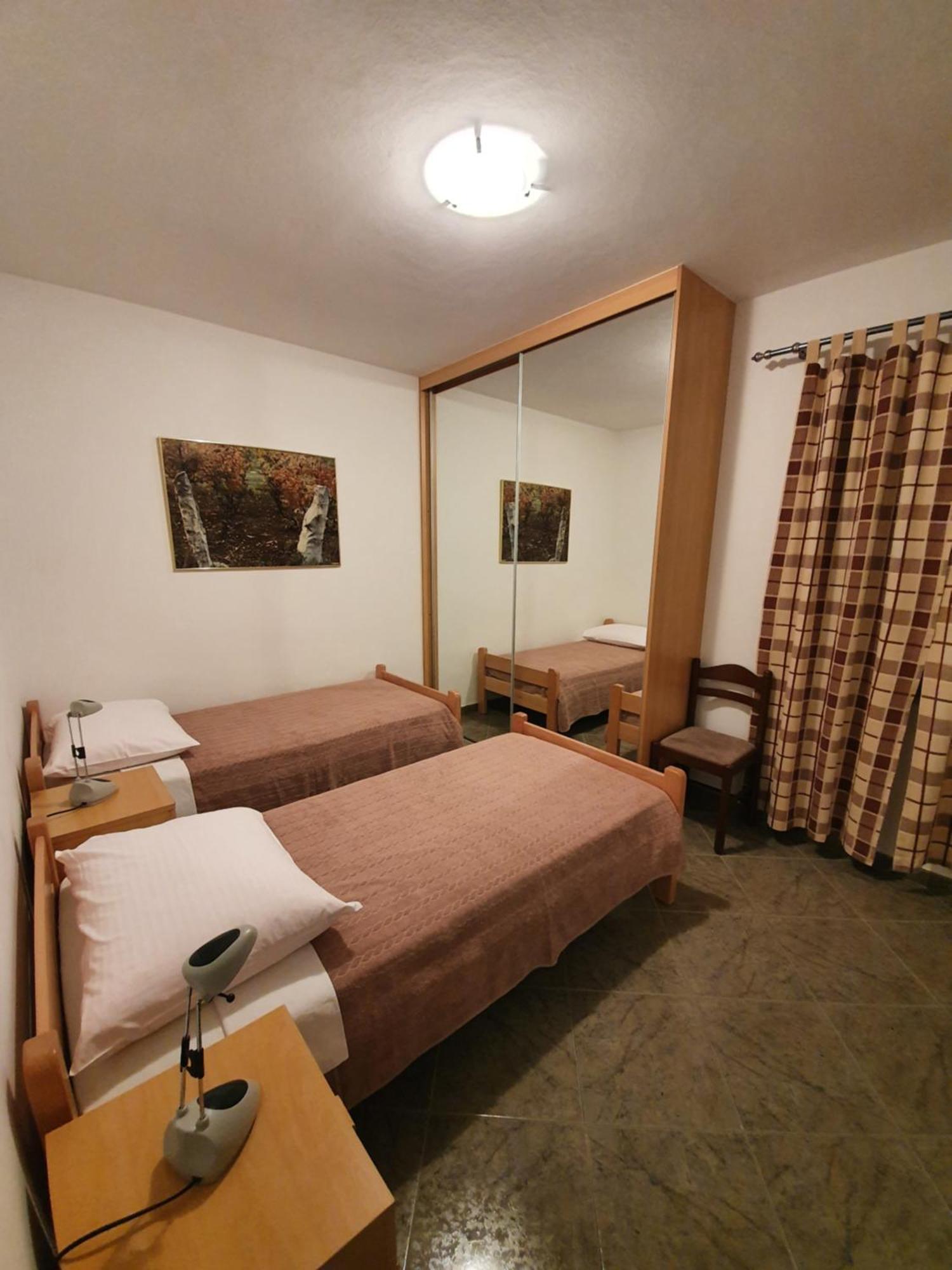 Villa Hela Lumbarda Pokój zdjęcie